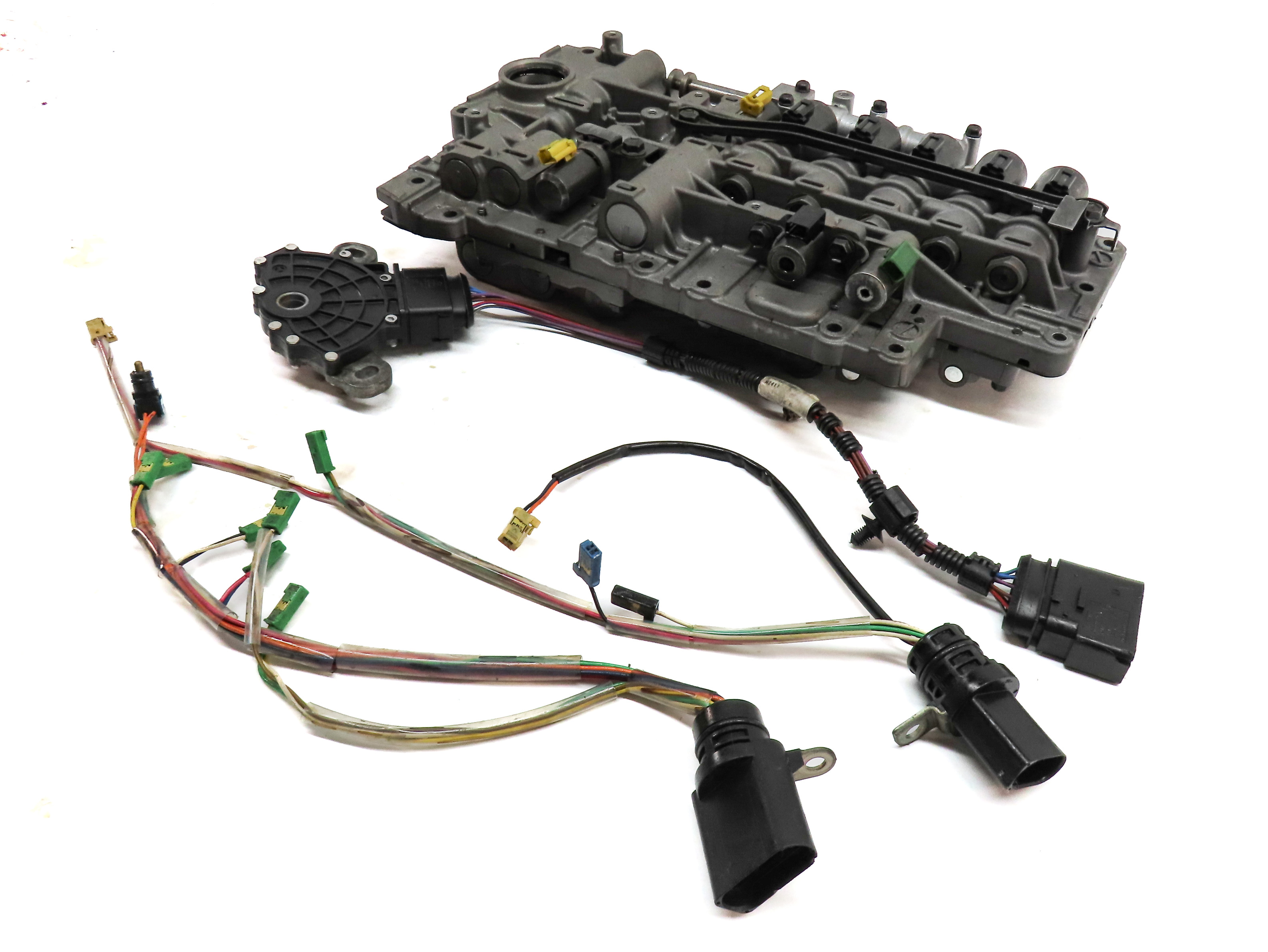 11-12 VW TOUAREG / AUDI Q7 (4L) DIESEL 8-SPD MHC AUTO TRANSMISSION VALVE BODY — exact item pictured